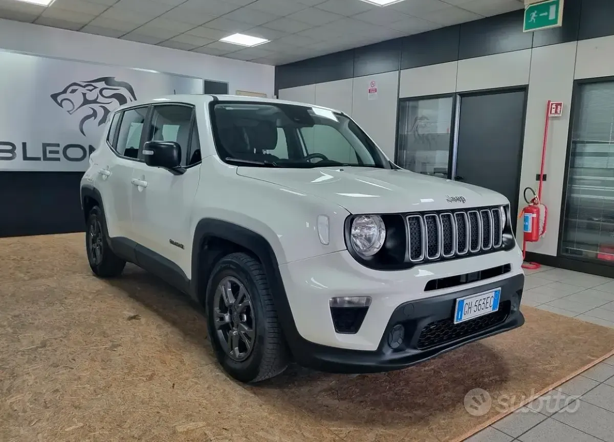 Usata Jeep Renegade Longitude 130 CV (95 kW) 2022 Bianco SUV