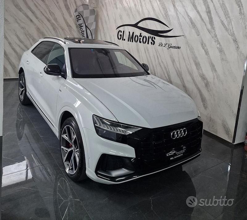 Usata Audi Q8 S-Line 286 CV (210 kW) 2020 Bianco SUV