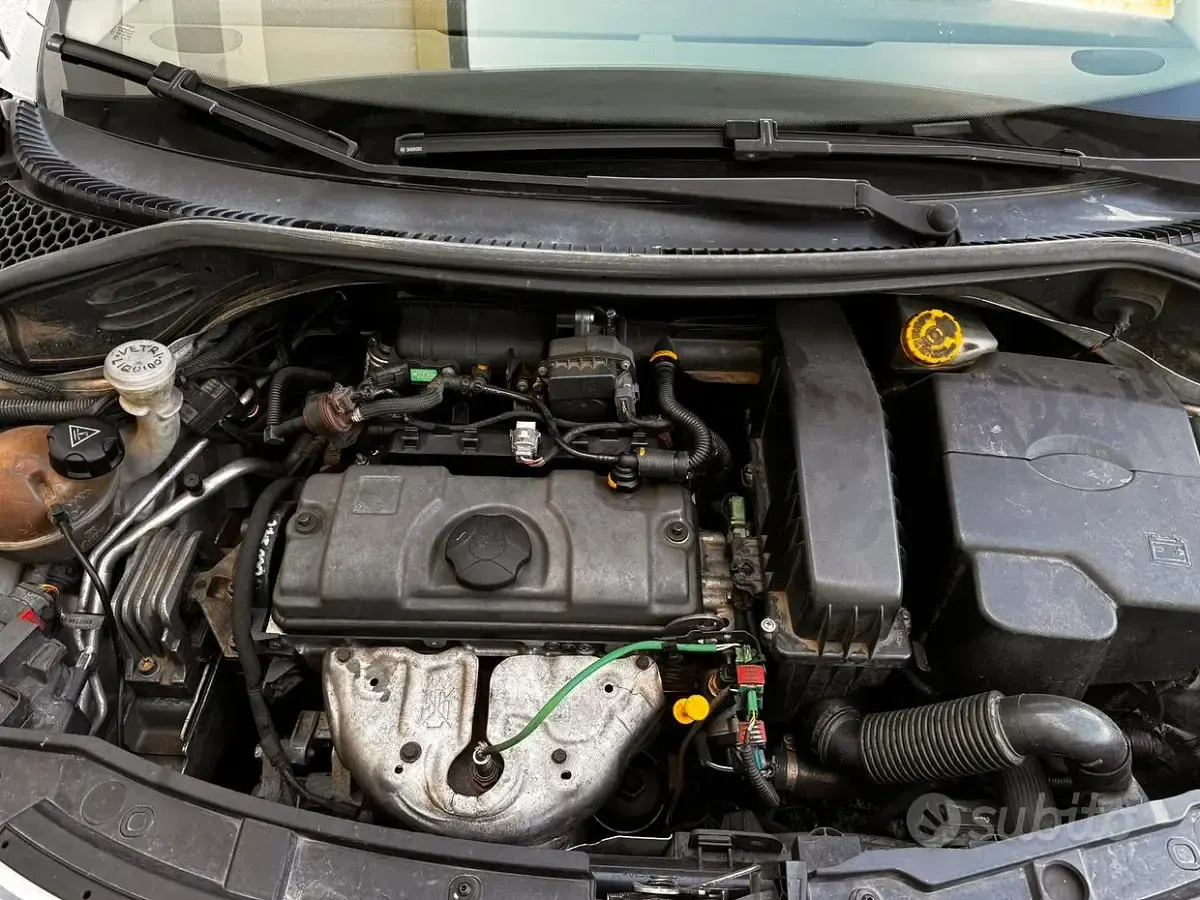 Usata Peugeot 207 Sport 73 CV (53 kW) 2010 Grigio Berlina