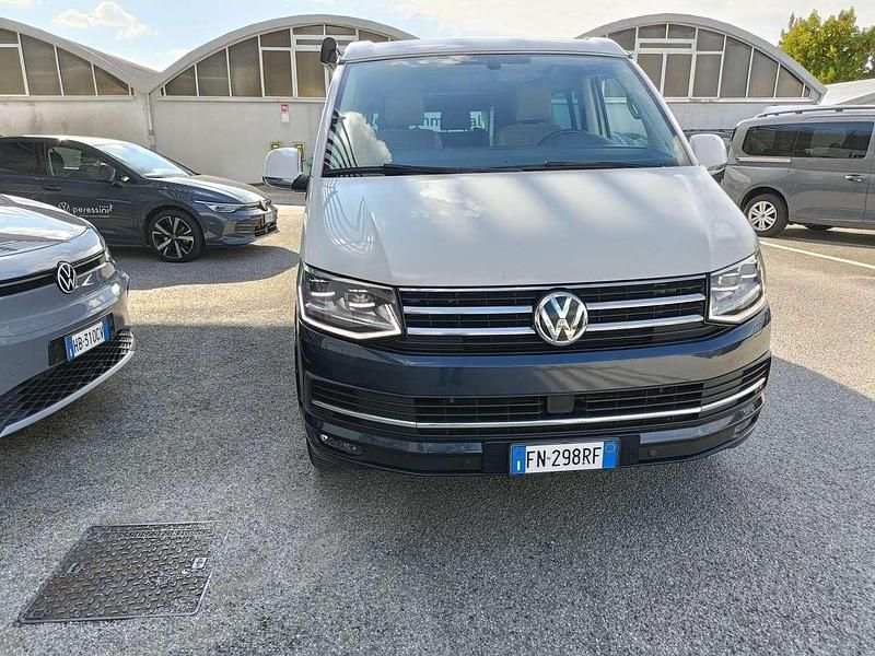 Usata VW California California 150 CV (110 kW) 2018 Bicolor biancoblu Furgone