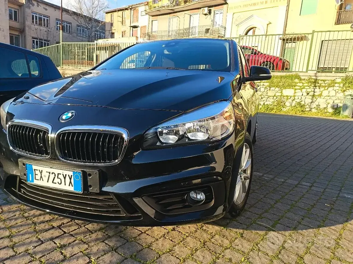 Usata BMW 218 Active Tourer Luxury Line 2014 Nero Monovolume