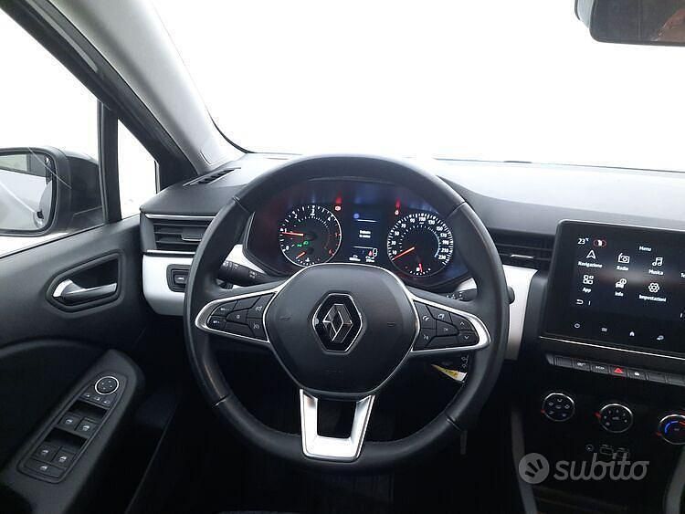 Usata Renault Clio V Evolution 100 CV (73 kW) 2023 Grigio Berlina