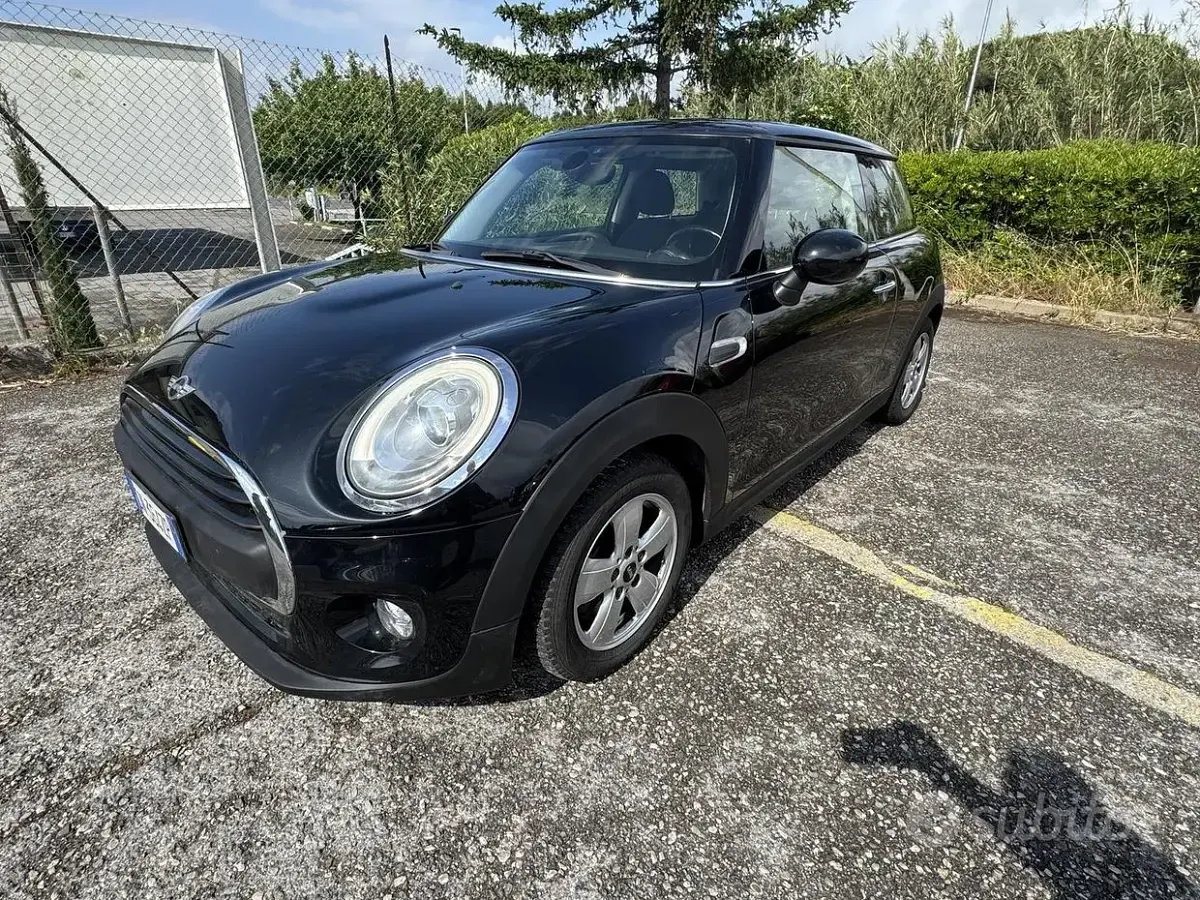Usata Mini One D 95 CV (69 kW) 2014 Nero Utilitaria