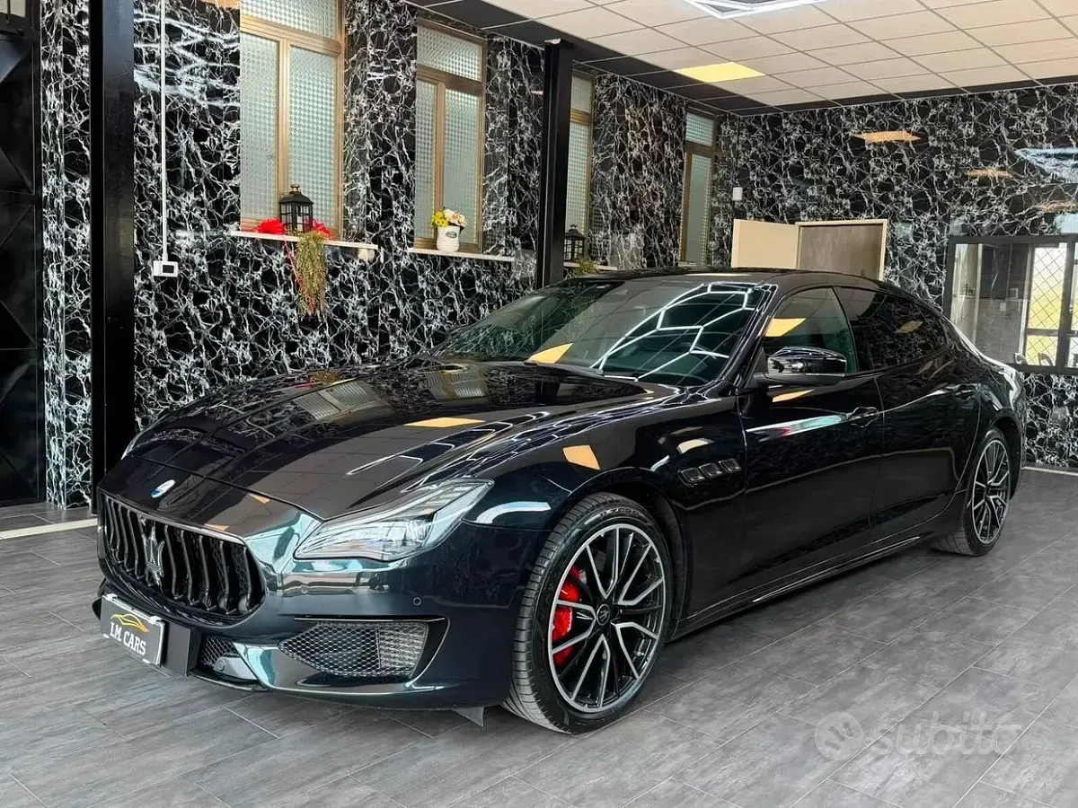 Usata Maserati Quattroporte 430 CV (316 kW) 2022 Nero Berlina