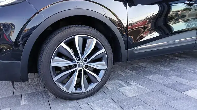 Usata Renault Kadjar Bose Edition 131 CV (96 kW) 2015 Nero SUV