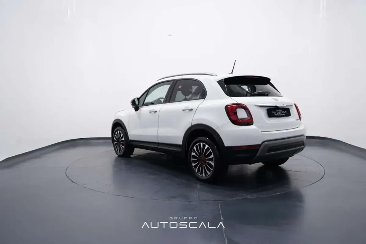 Usata Fiat 500X Red 131 CV (96 kW) 2022 Bianco gelato SUV