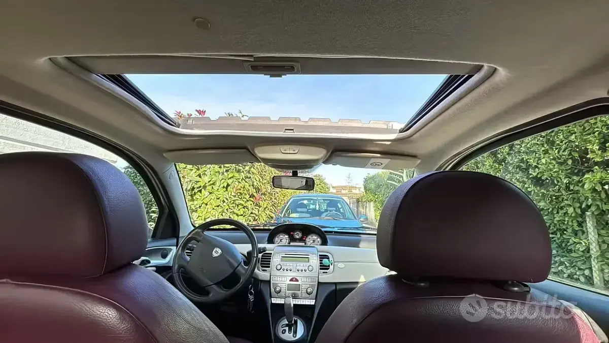 Usata Lancia Ypsilon 95 CV (69 kW) 2013 Utilitaria