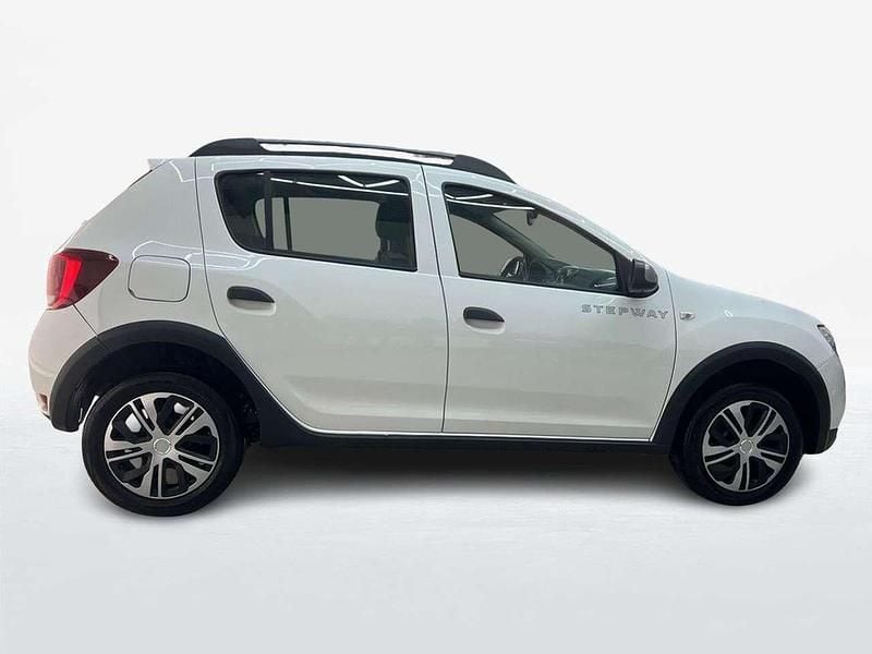 Usata Dacia Sandero Stepway 90 CV (66 kW) 2017 Bianco Utilitaria