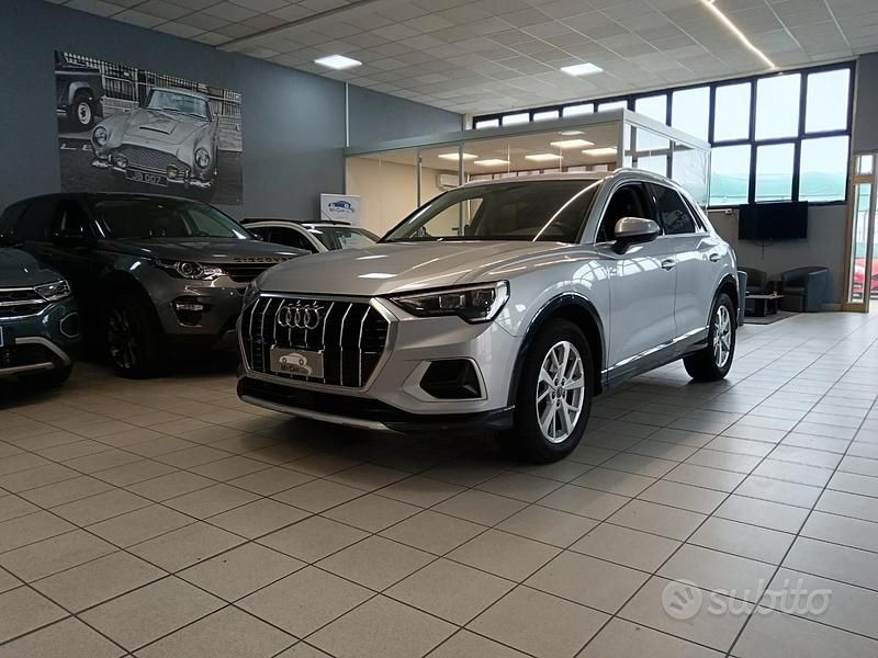Grigio Usata 2019 Audi Q3 SUV | 19.800 € (Super prezzo) - Immagine 1/4