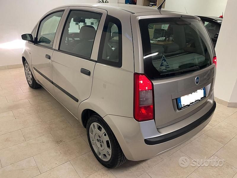 Usata Fiat Idea Dynamic 95 CV (69 kW) 2005 Grigio Monovolume