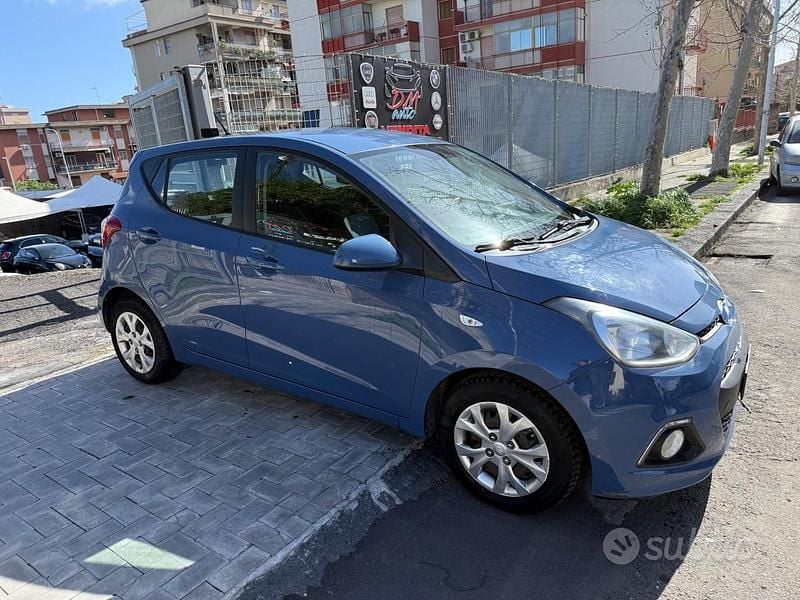 Usata Hyundai i10 Comfort 2015 Blu Utilitaria