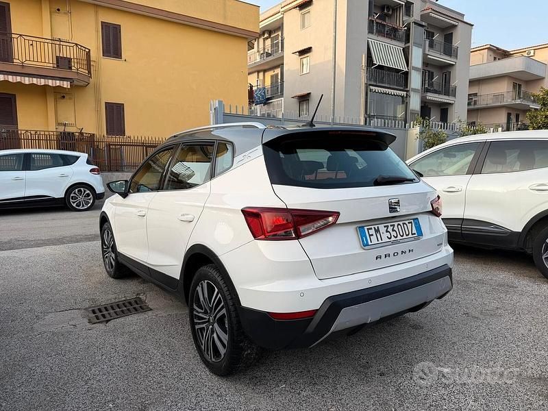 Usata Seat Arona XCELLENCE 116 CV (85 kW) 2017 Bianco SUV