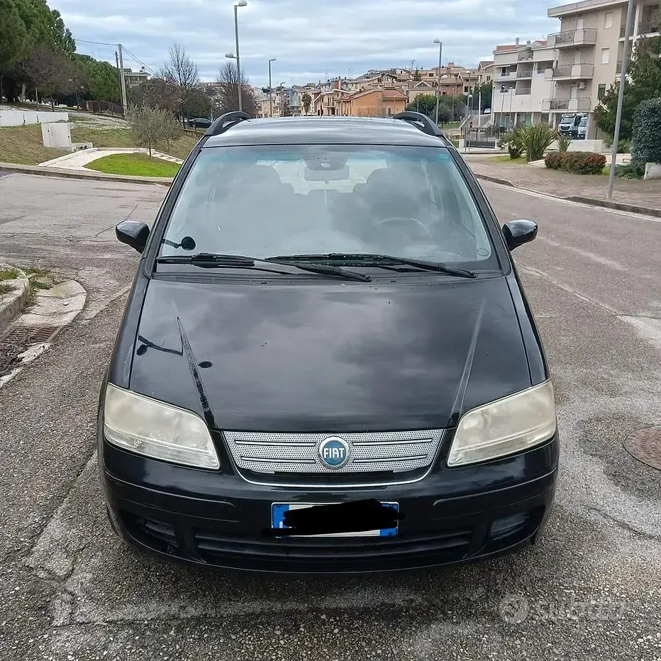 Usata Fiat Idea 69 CV (50 kW) 2008 Nero Monovolume