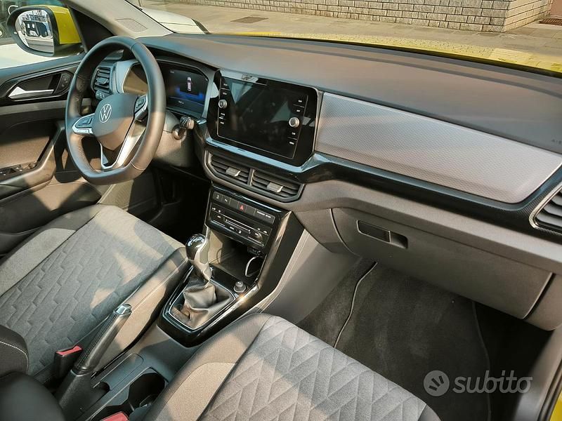 Usata VW T-Cross Edition 95 CV (69 kW) 2024 Giallo SUV