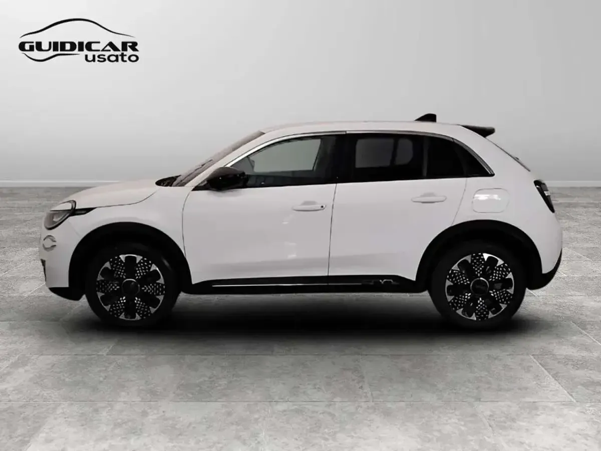 Occasion Fiat 600 La Prima 110 ch (80 kW) 2025 Blanc SUV