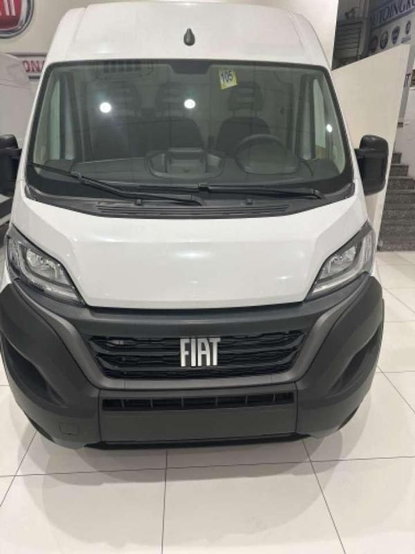 Usata Fiat Ducato 140 CV (102 kW) 2024 Bianco ducato Furgone