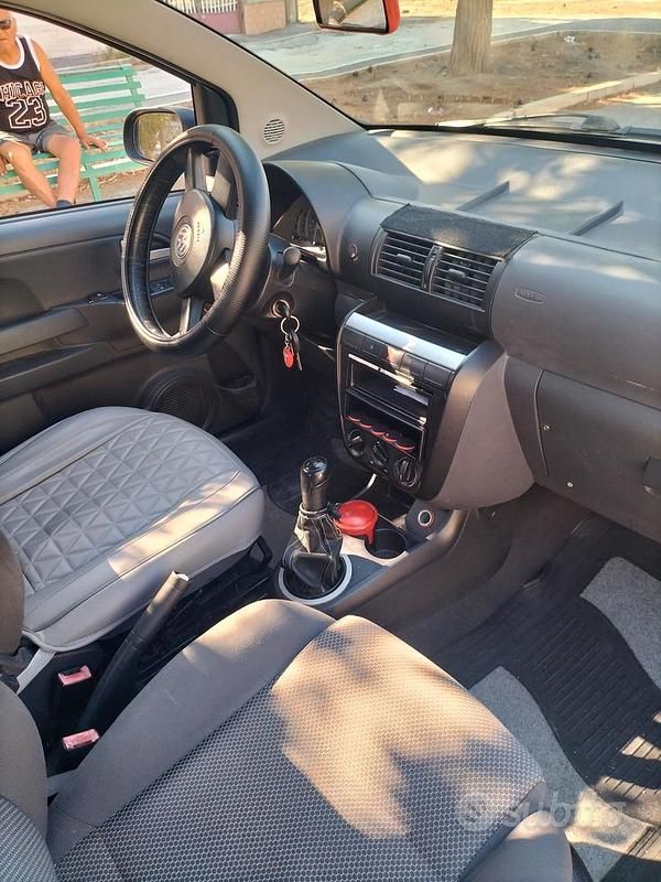 Usata VW Fox 54 CV (39 kW) 2006 Nero Utilitaria
