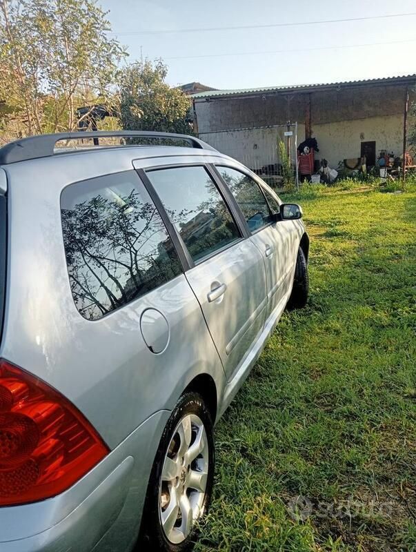 Usata Peugeot 307 109 CV (80 kW) 2008 Grigio Station wagon