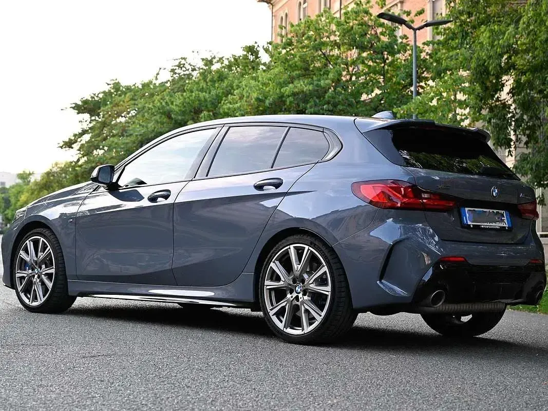 Usata BMW M135 Sport Line 306 CV (225 kW) 2020 Grigio Utilitaria