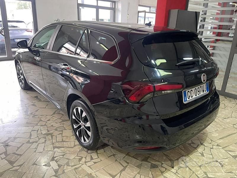 Usata Fiat Tipo Mirror 130 CV (95 kW) 2020 Nero Station wagon