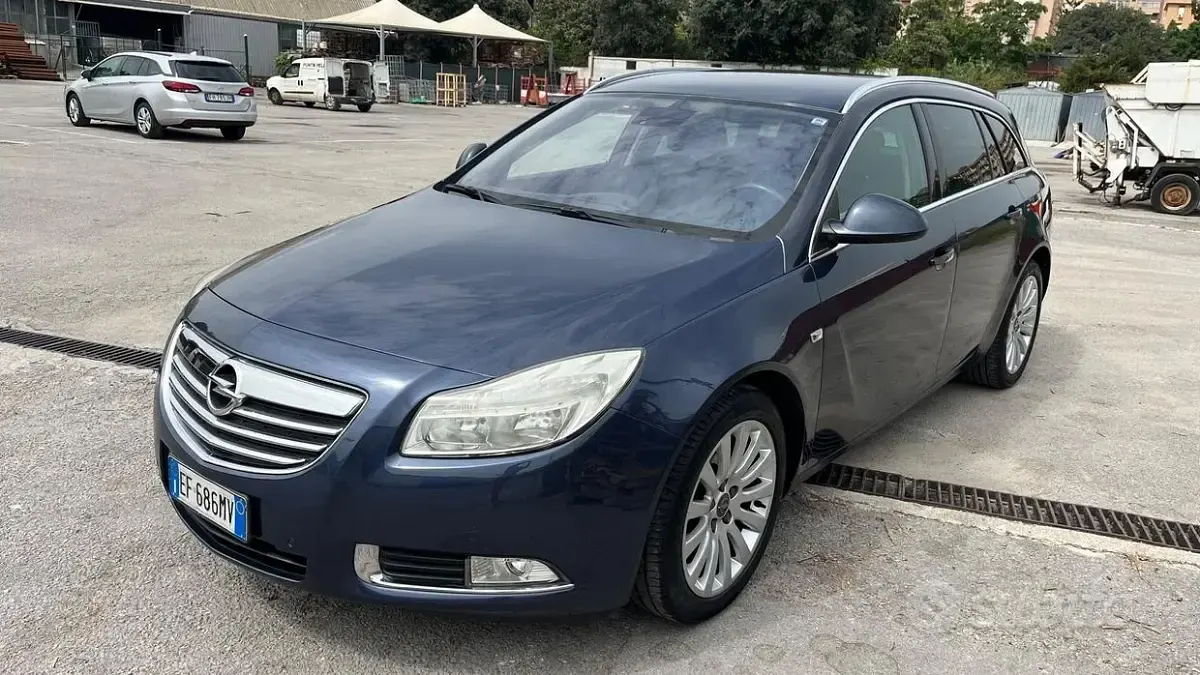 Usata Opel Insignia 160 CV (117 kW) 2011 Station wagon