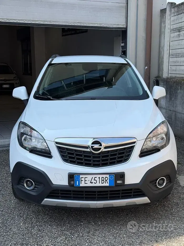 Usata Opel Mokka Cosmo 116 CV (85 kW) 2016 Bianco SUV