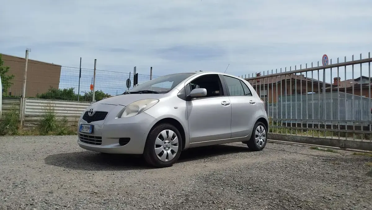Usata Toyota Yaris 69 CV (50 kW) 2008 Utilitaria