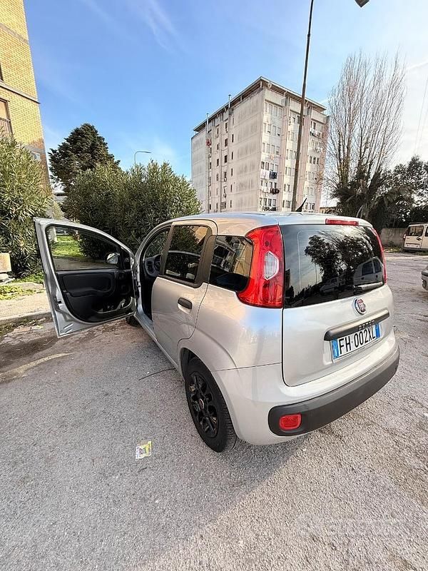 Usata Fiat Panda 69 CV (50 kW) 2017 Grigio Utilitaria