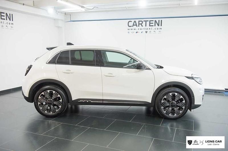 Usata Fiat 600 La Prima 101 CV (74 kW) 2025 Bianco SUV