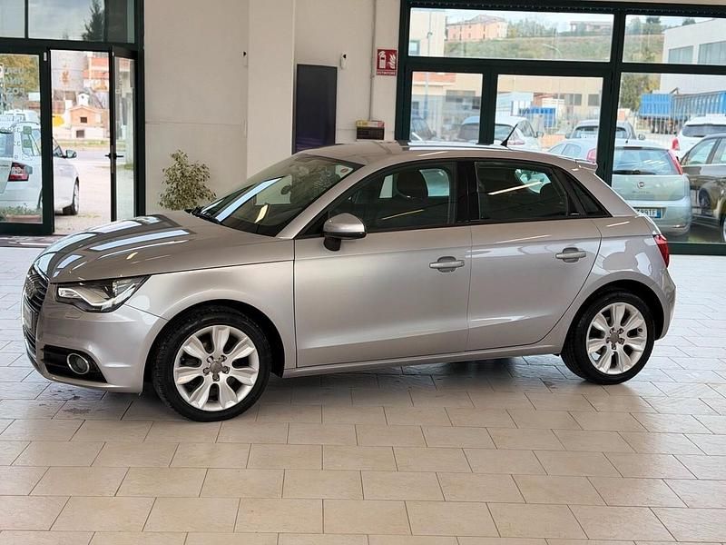 Usata Audi A1 Attraction 86 CV (63 kW) 2015 Argento Berlina