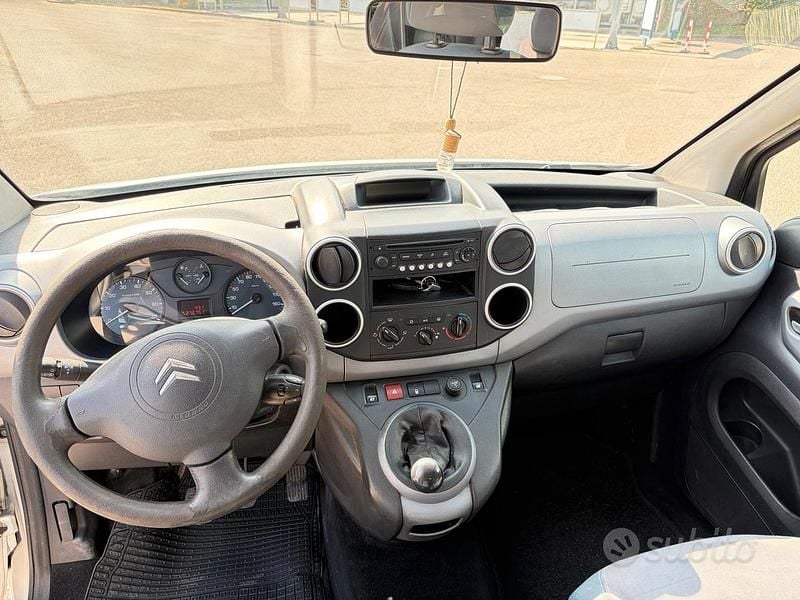 Usata Citroën Berlingo 90 CV (66 kW) 2011 Grigio Monovolume