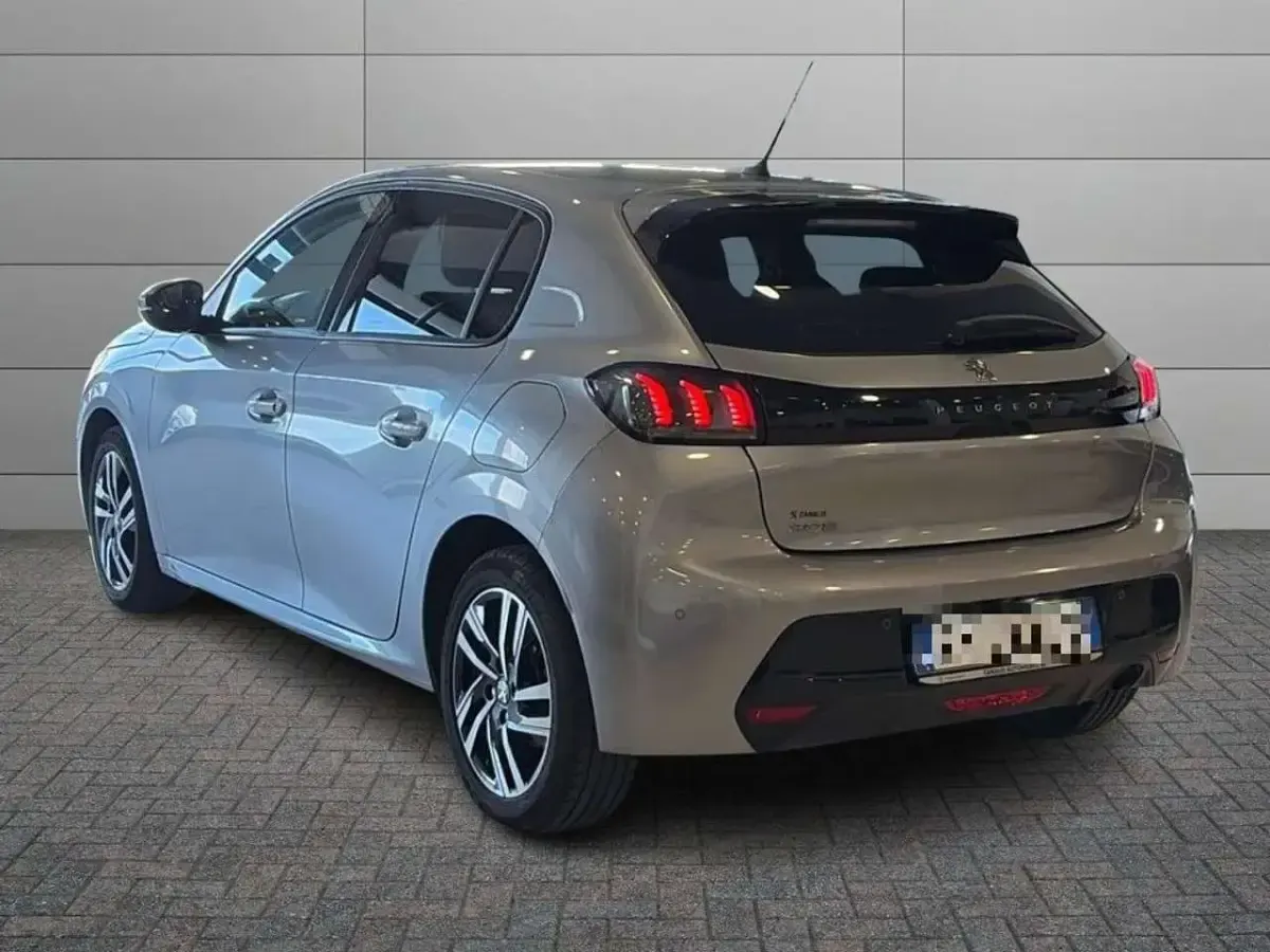 Usata Peugeot 208 Allure 102 CV (75 kW) 2020 Grigio Utilitaria