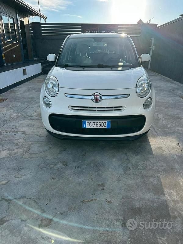 Usata Fiat 500L Lounge 120 CV (88 kW) 2016 Bianco Monovolume