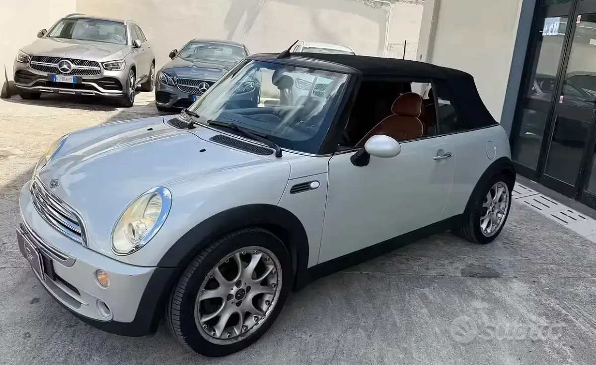 Usata Mini Cooper S Cabriolet 116 CV (85 kW) 2008 Bianco Cabrio