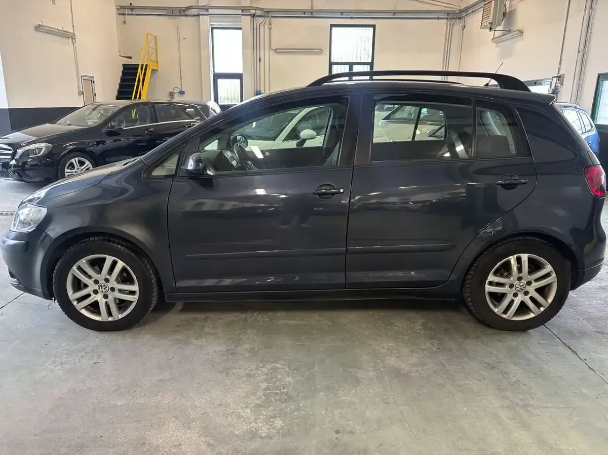 Usata VW Golf Plus Cross Comfortline 102 CV (75 kW) 2007 Blu Monovolume