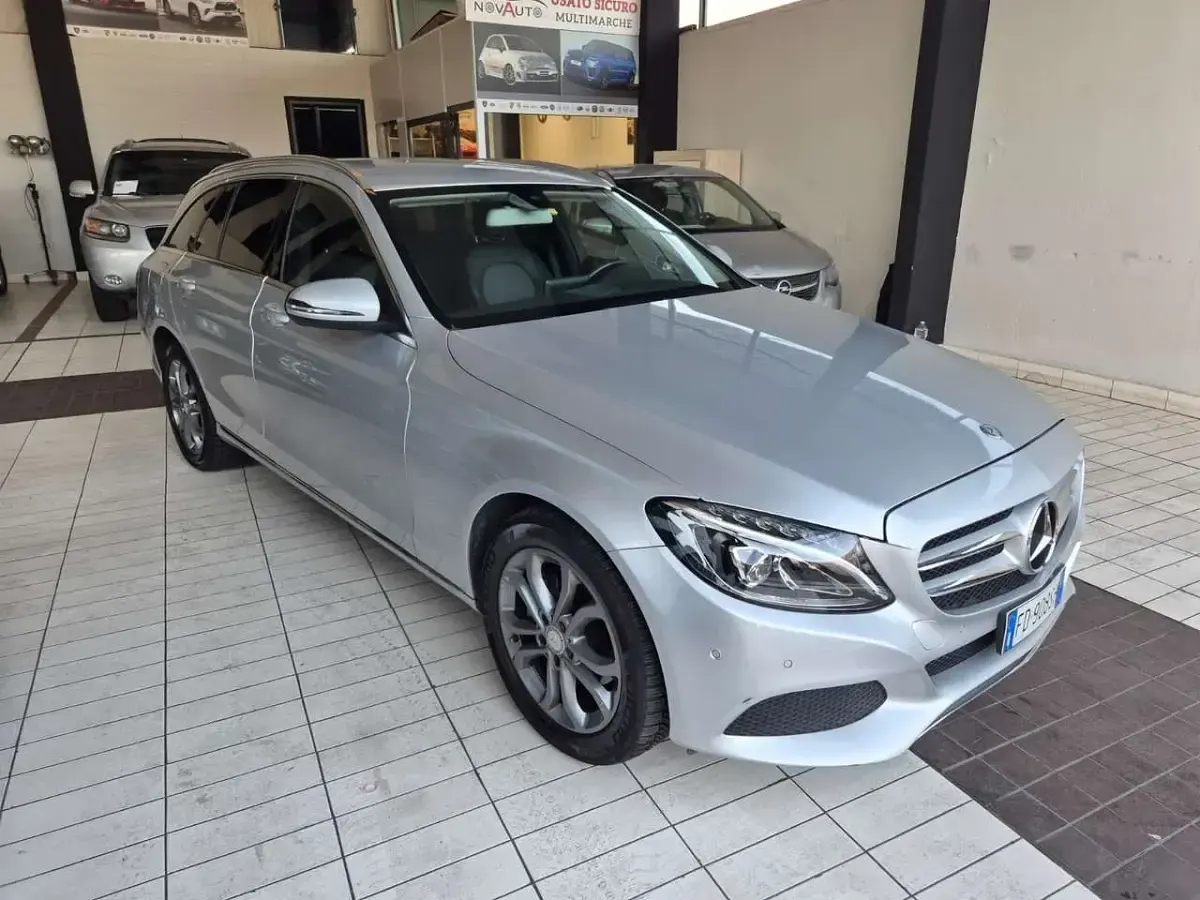 Usata Mercedes C220 Premium 170 CV (125 kW) 2016 Argento Station wagon