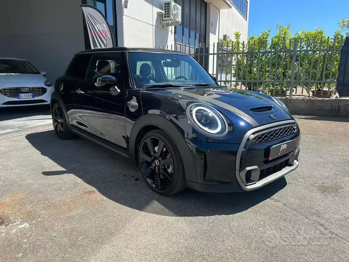 Usata Mini Cooper S Resolute Edition 178 CV (130 kW) 2023 Blu Utilitaria