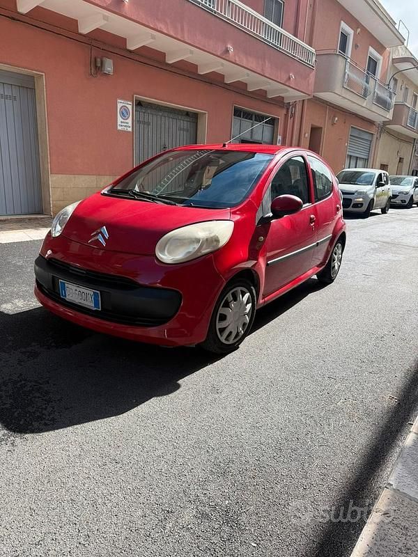 Usata Citroën C1 55 CV (40 kW) 2006 Rosso Utilitaria