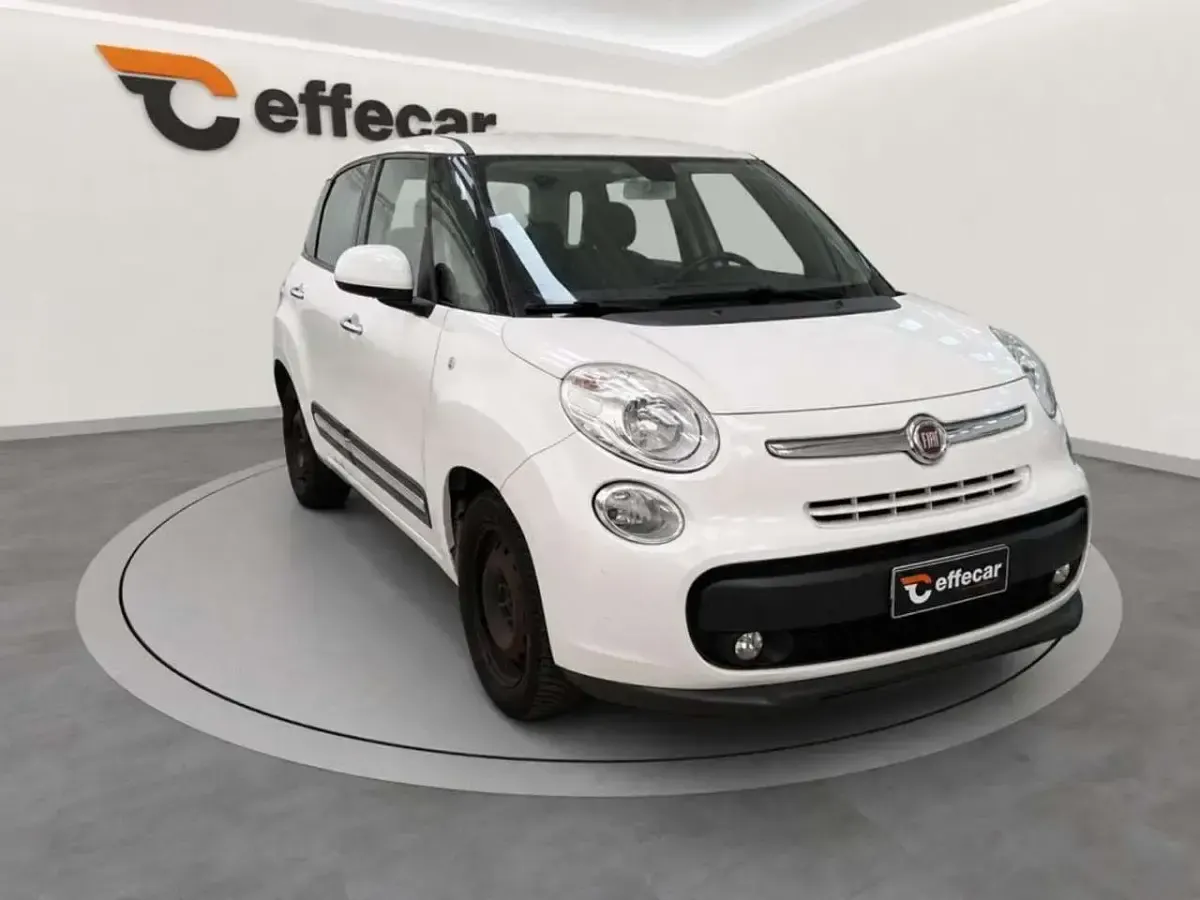 Usata Fiat 500L Lounge 95 CV (69 kW) 2016 Bianco Monovolume