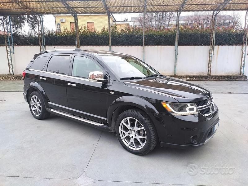 Usata Fiat Freemont Black Code 170 CV (125 kW) 2014 Nero SUV