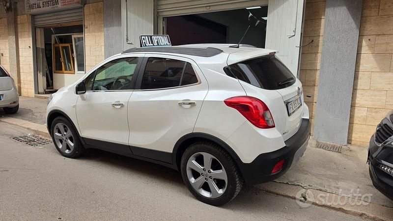 Usata Opel Mokka Cosmo 130 CV (95 kW) 2014 Bianco SUV