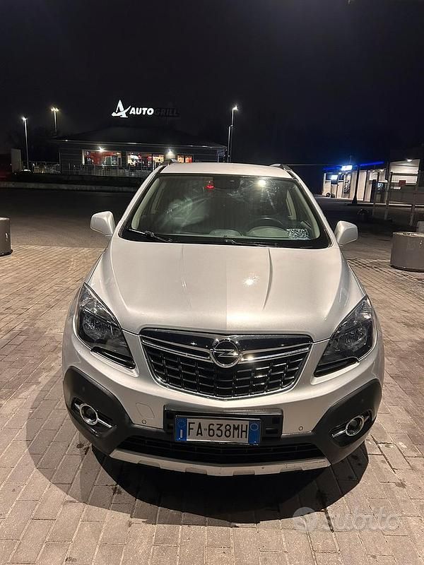 Grigio Usata 2015 Opel Mokka SUV | 6000 € (Ottimo prezzo) - Immagine 1/4