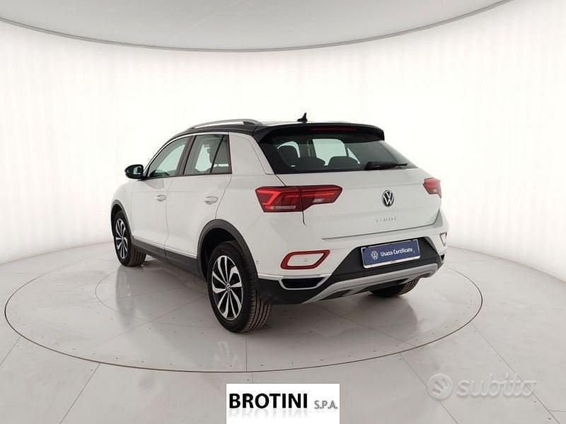 Begagnad VW T-Roc Style 116 HK (85 kW) 2024 Vit SUV