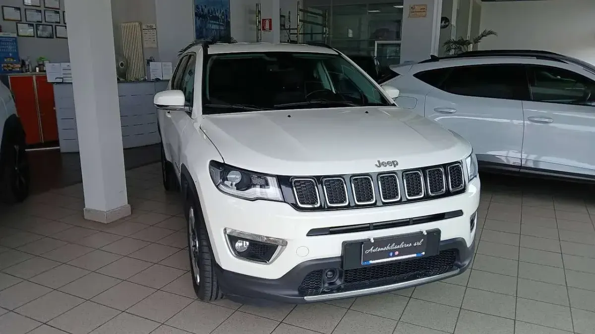 Usata Jeep Compass Limited 140 CV (102 kW) 2019 Bianco SUV