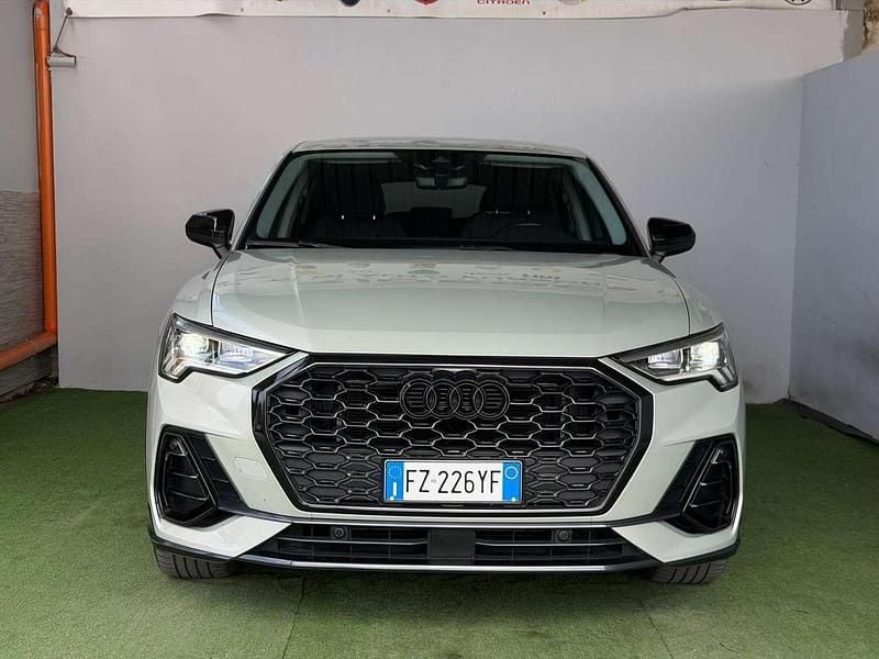 Usata Audi Q3 Sportback S-Line 150 CV (110 kW) 2020 Argento SUV