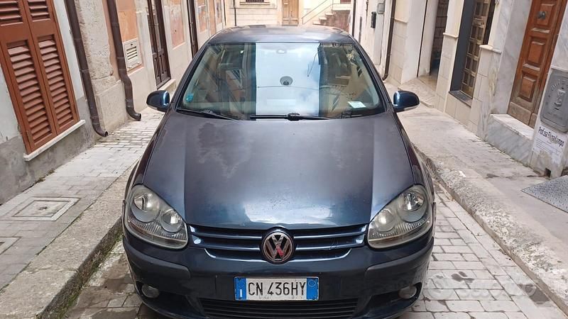 Usata VW Golf IV 2006 Blu Berlina