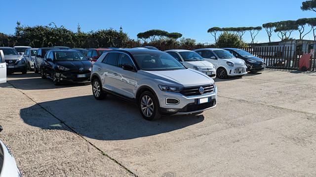 Usata VW T-Roc 115 CV (84 kW) 2018 Bianco SUV