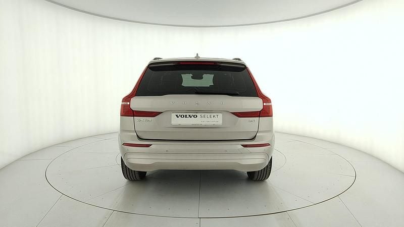 Occasion Volvo XC60 Core 197 ch (144 kW) 2022 Argent SUV