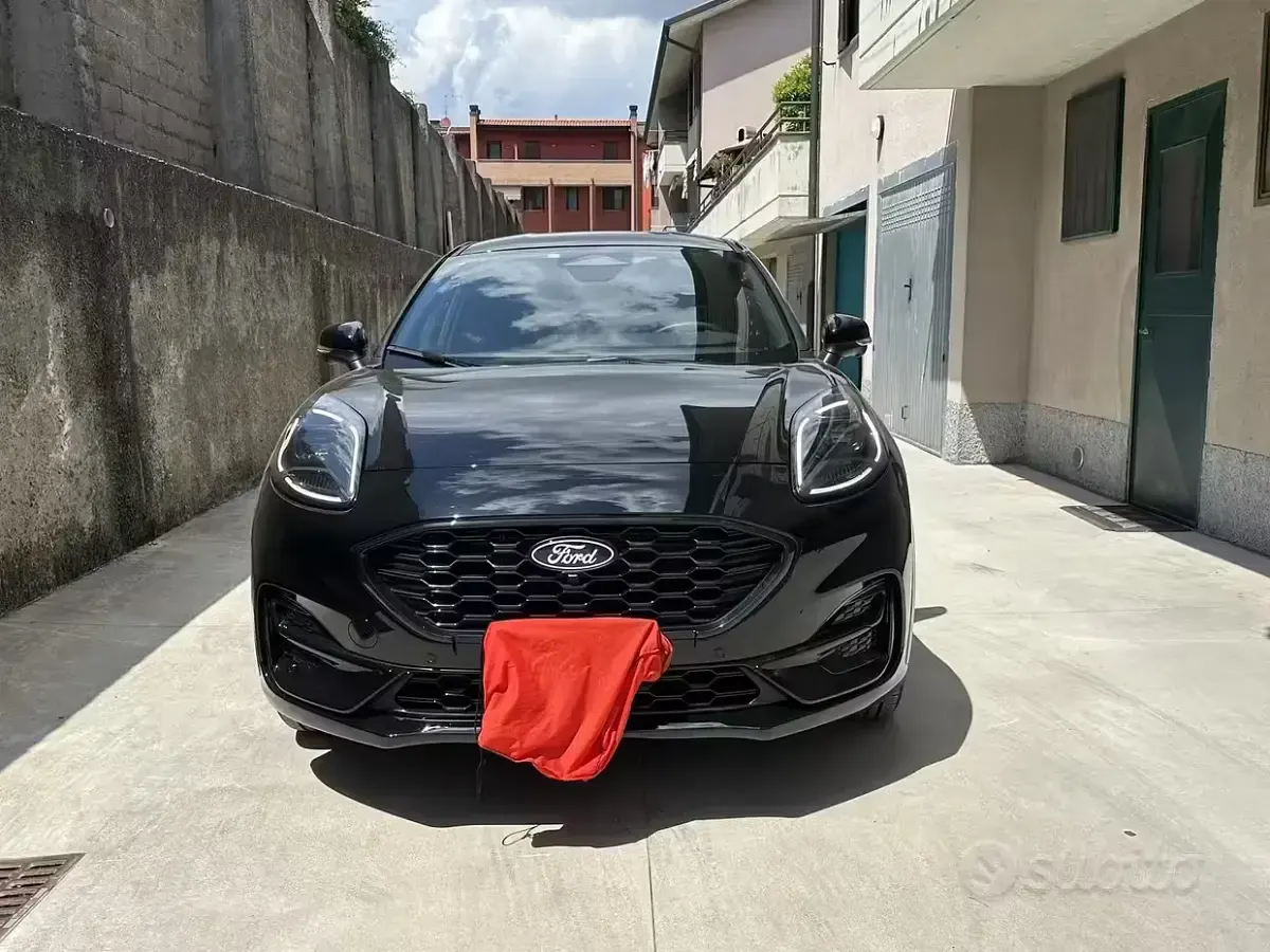 Usata Ford Puma 125 CV (91 kW) 2024 Nero SUV