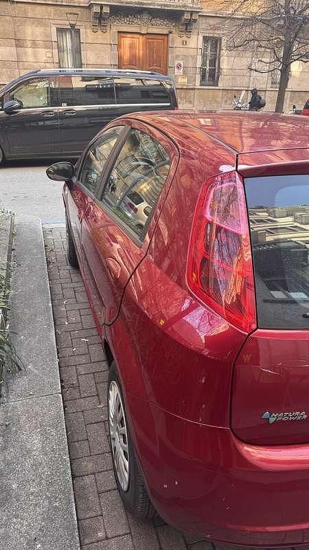 Usata Fiat Grande Punto Dynamic 77 CV (56 kW) 2009 Utilitaria